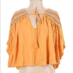 Free people boho blouse, size xs. No wear or tear, only worn a couple times.